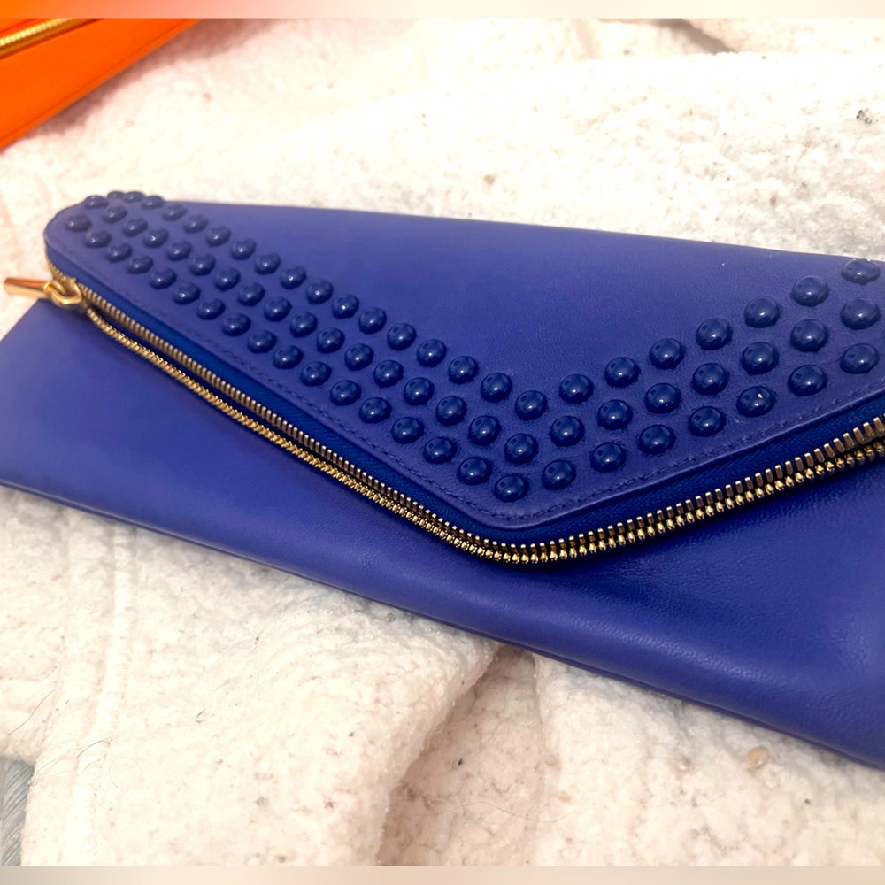 Henri Bendel clutch purse